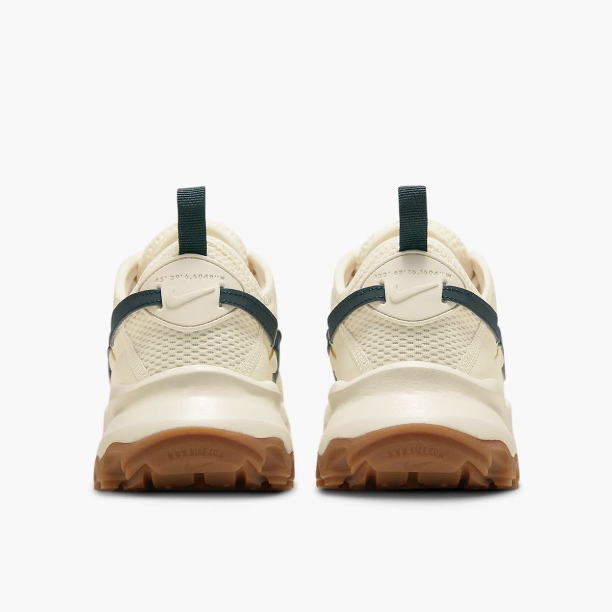 NIKE TC7900 ペールアイボリー　新品 Nike Women's TC 7900 