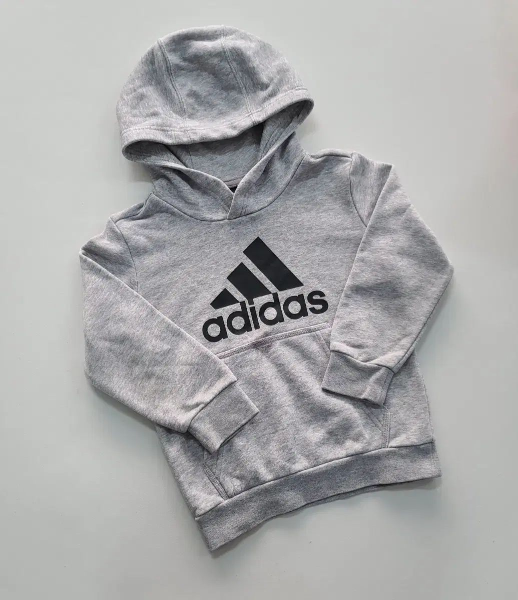 アディダシキス フード付きTシャツ 120 ( C1