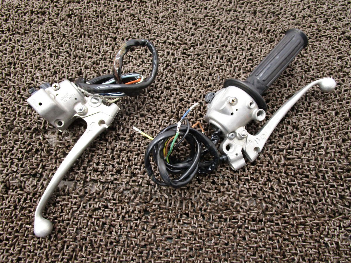 XE75 ハンドルスイッチ 左右 スロットル レバー A6307 CE75 ホンダ CE75E キャブ車 動画有 6V