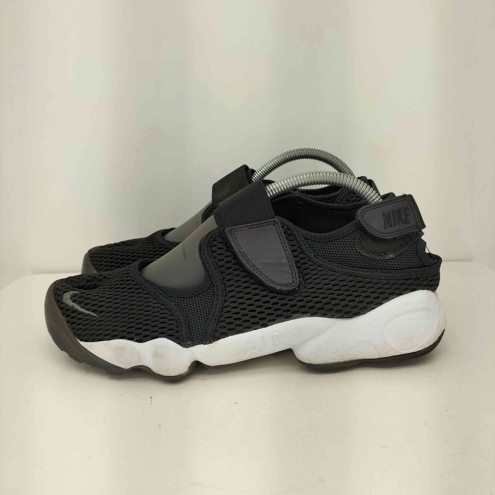 NIKE エアリフト　28 オールブラック Nike エアリフト黒新品未使用28.0