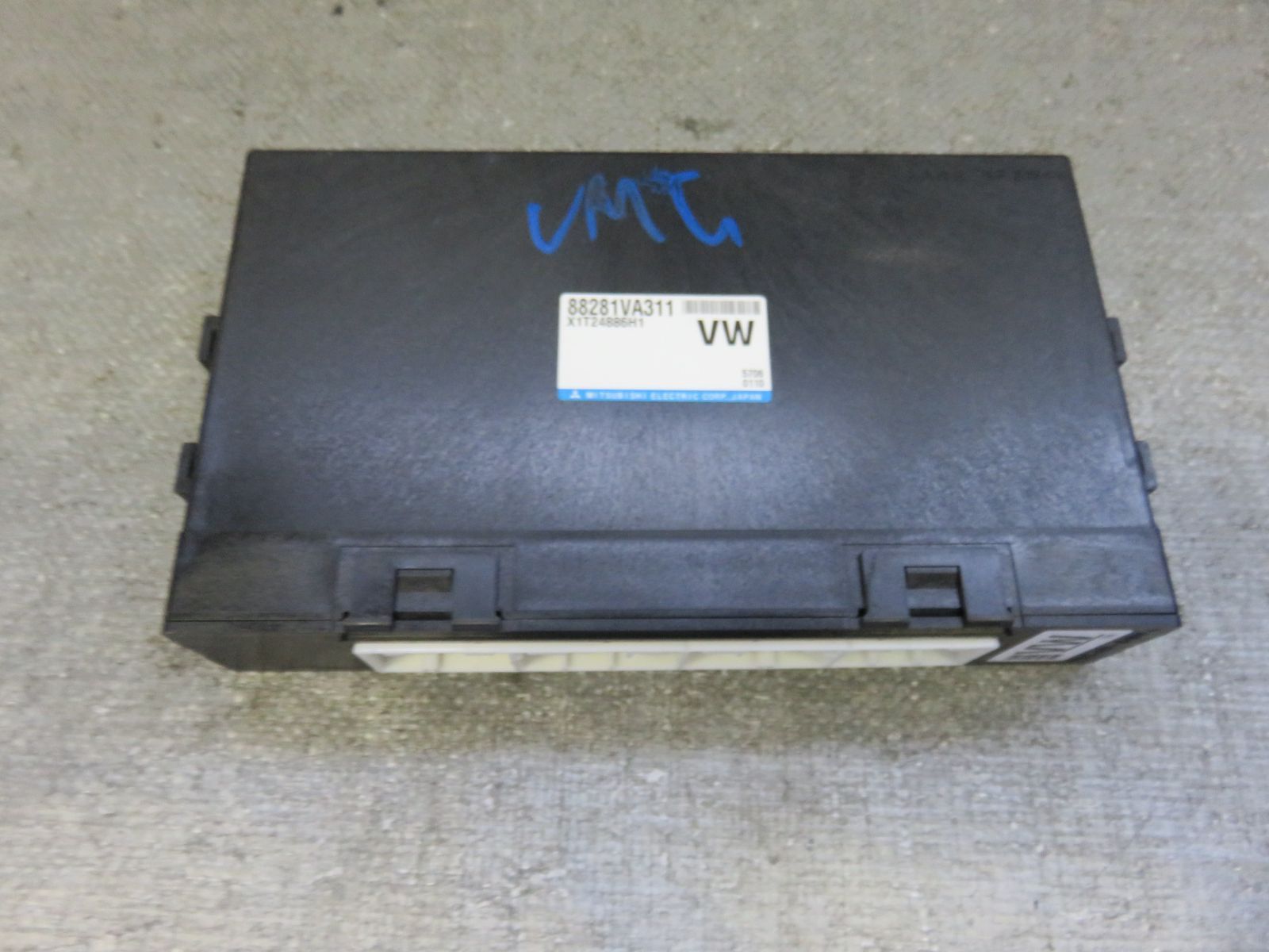 STD7389 スバル レヴォーグ VMG VM4 純正 インテグレーテッドユニットコンピューター 88281VA311