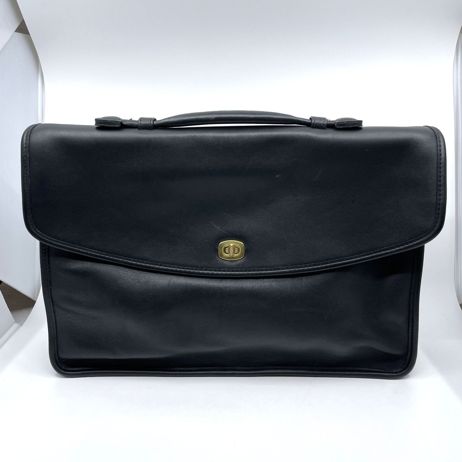 Coach コーチ