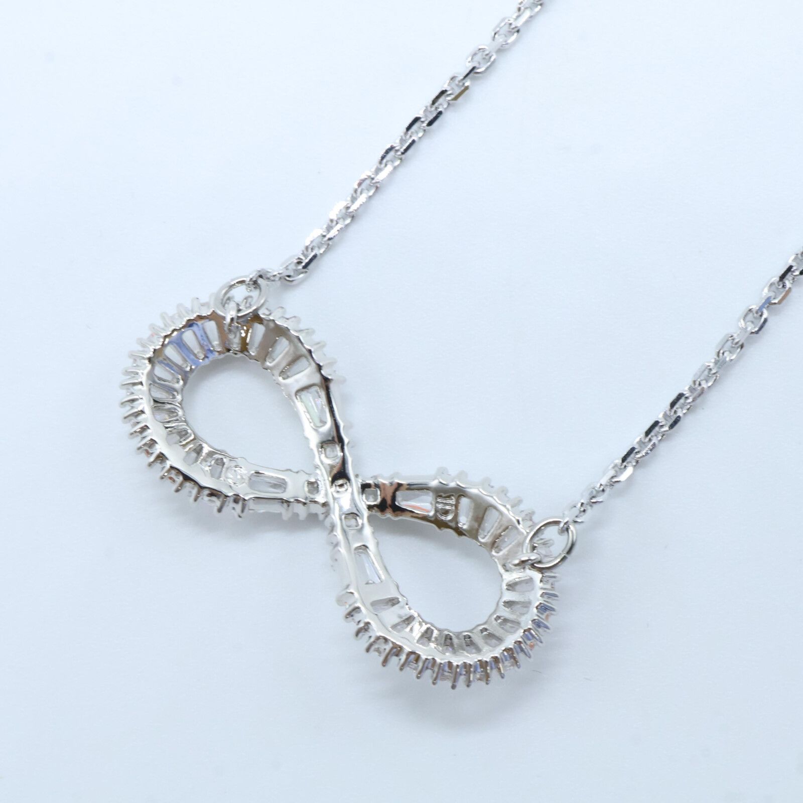 SWAROVSKI スワロフスキー 【美品】5679434 Hyperbola ペンダント