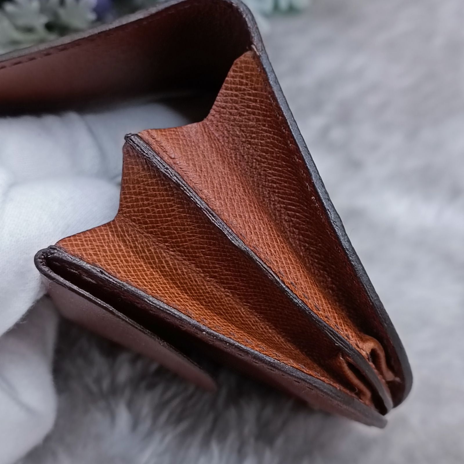 LOUISVUITTON 》 ルイヴィトン モノグラム ポルトモネグセ M61970 