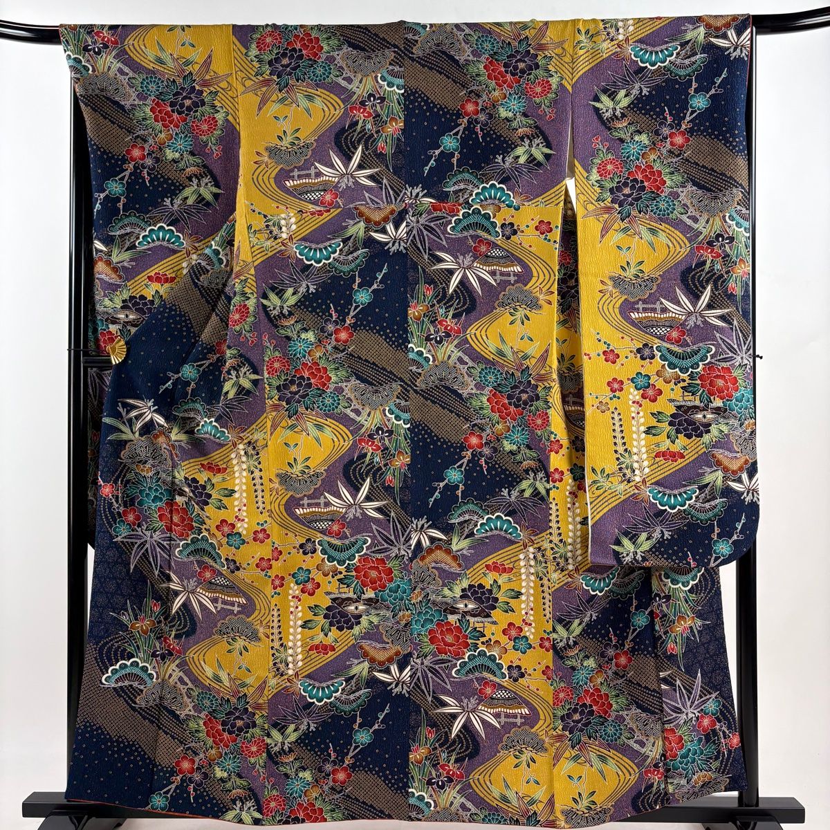 振袖 身丈160.5cm 裄丈67cm M 袷 松竹梅 流水 銀彩 染め分け 黄土色 正絹