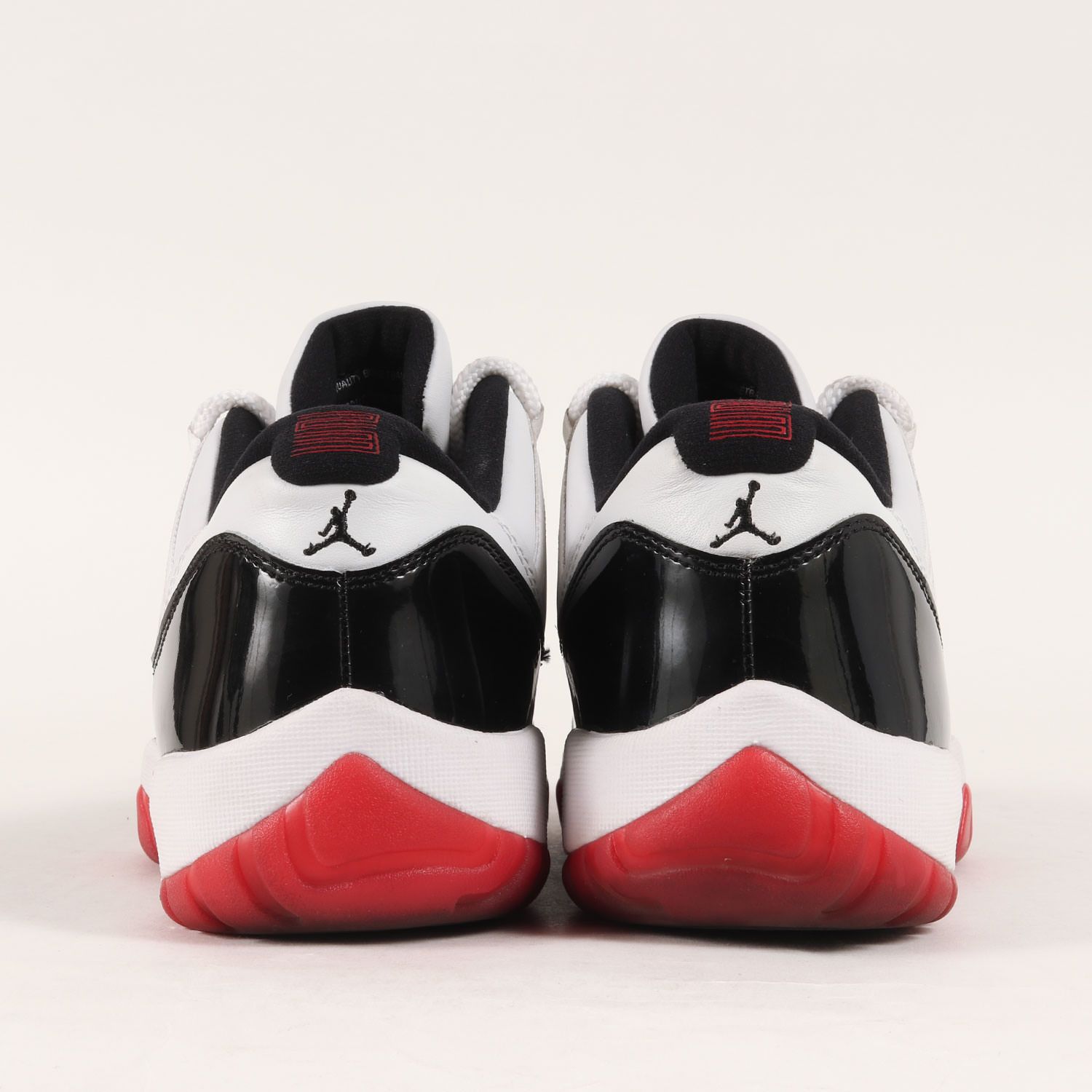 NIKE ナイキ サイズ:28.5cm / AIR JORDAN 11 RETRO LOW WHITE