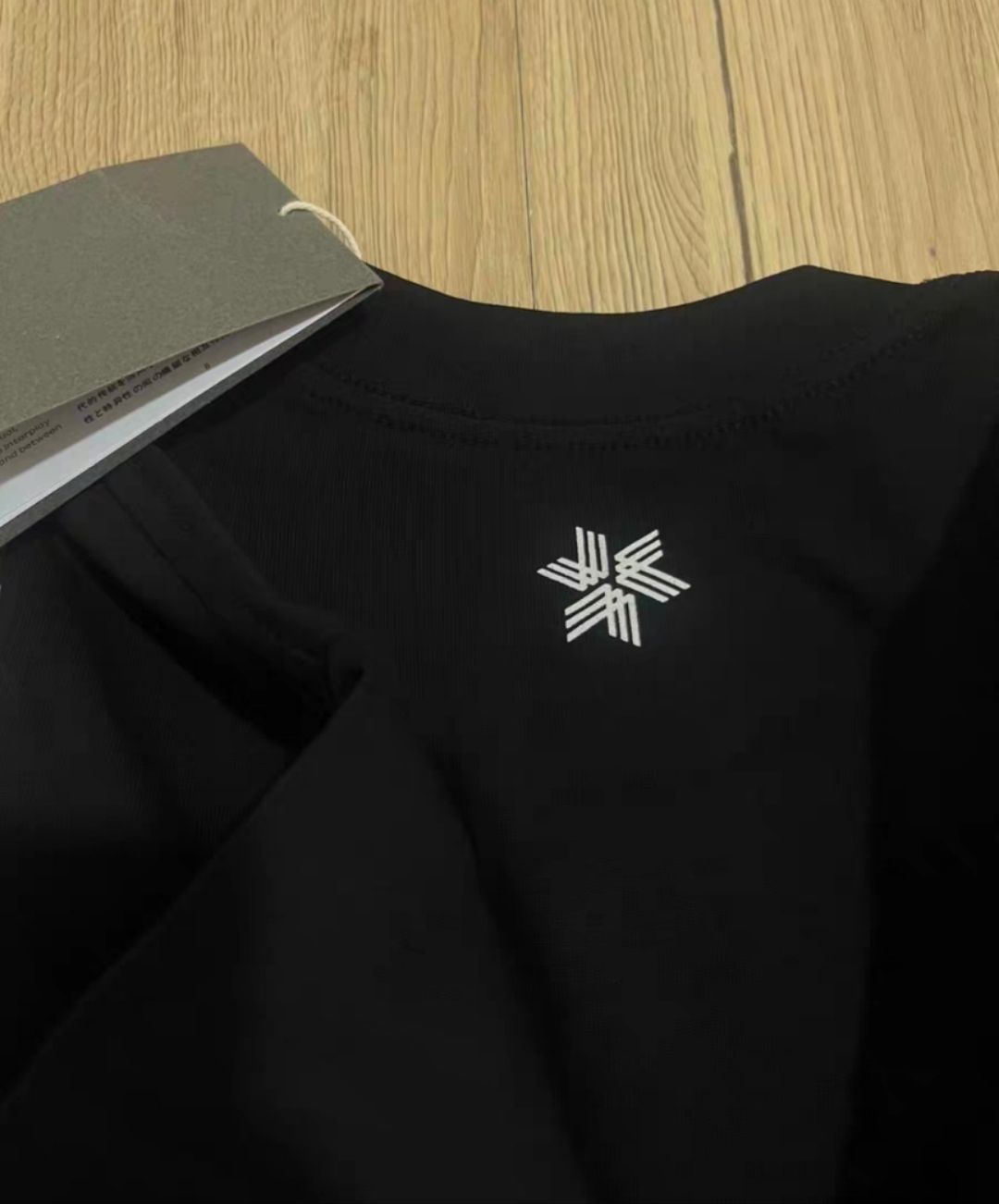 ★Goldwin 0の黒いTシャツ（Brewed Protein） 新品 ゴールドウインが放つ新素材“ブリュード・プロテイン繊維”を使っ