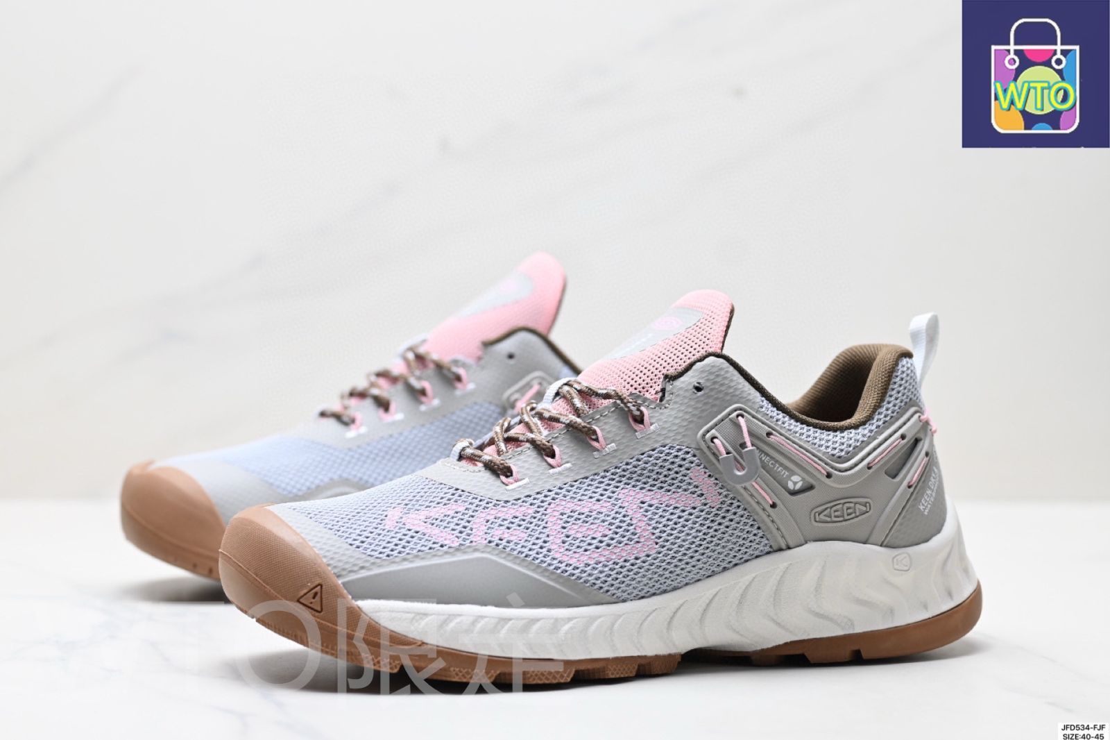 美品　KEEN アウトドアシューズ KEEN アウトドア スニーカー キーン レディース JASPER