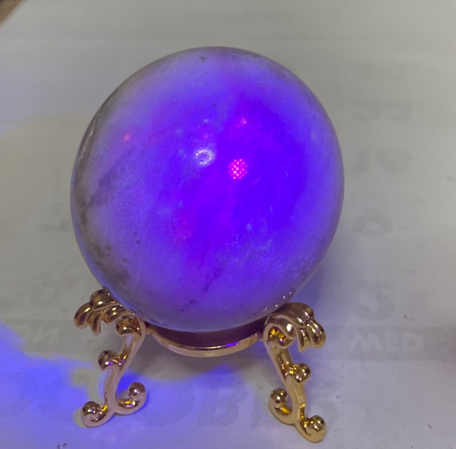 レア　希少　高品質　ハックマナイト　スフィア パープルのハックマナイト 天然石スフィア 玉サイズ約5.5cm 置物