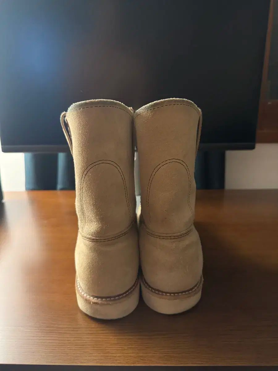 レッドウィング