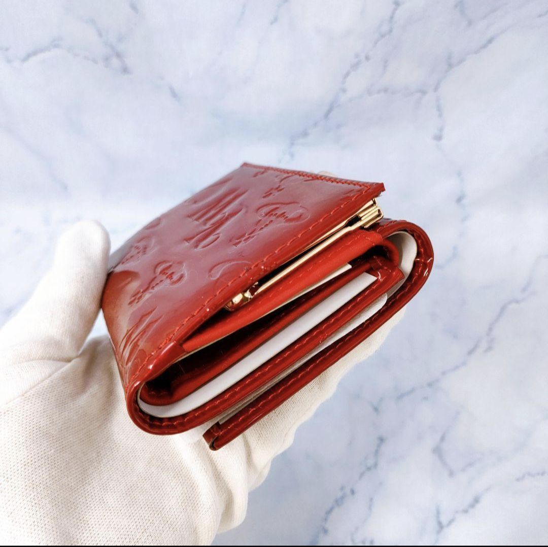 ⭐︎美品⭐︎ヴィヴィアンウエストウッド 三つ折財布 赤 エナメル がま口 型押し 新品】ヴィヴィアンウエストウッド 三つ折り財布 正規品 レッド