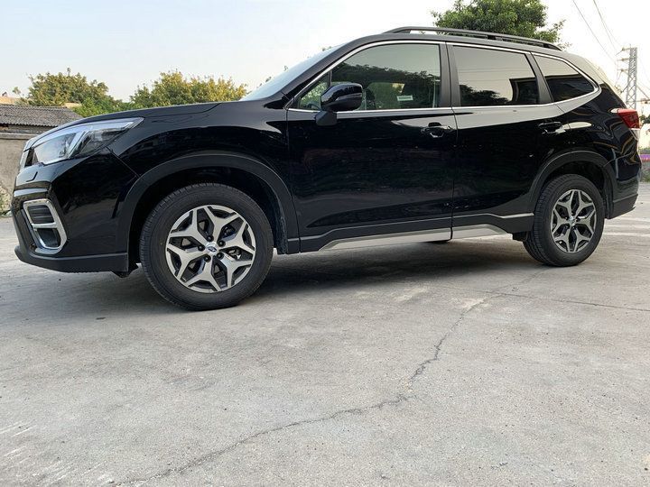 スバル フォレスター