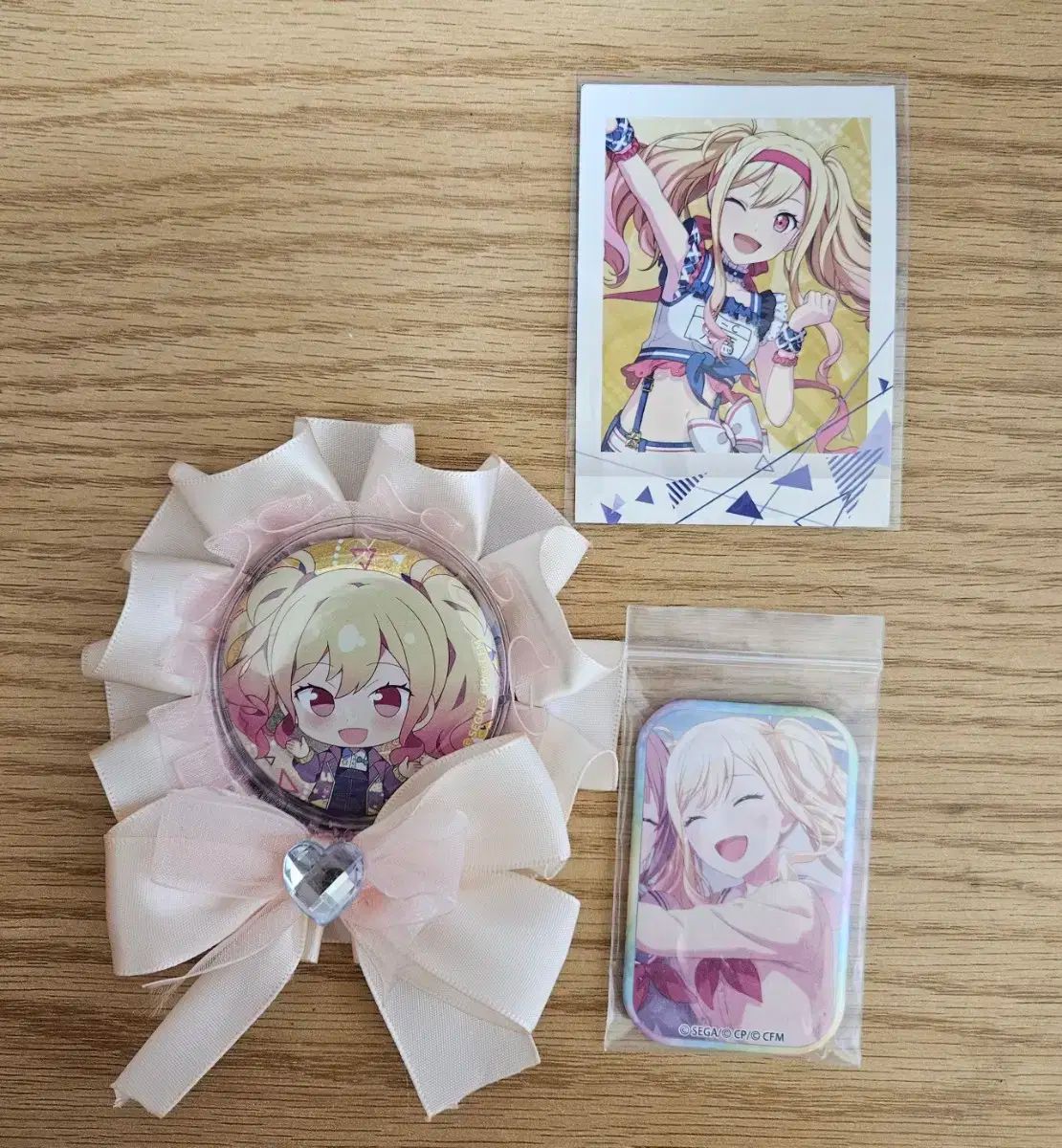 プロセカ CD 店舗購入特典 缶バッジ 天馬咲希 プロジェクトセカイ すれすれ 予約商品】グリッター缶バッジ イベントイラストコレクション