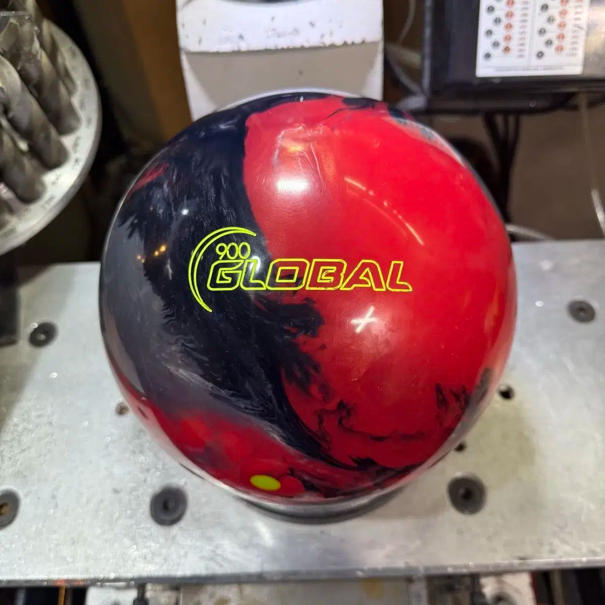 지공비 イベント 900グローバル - アルタード リアル 15パウンド 球