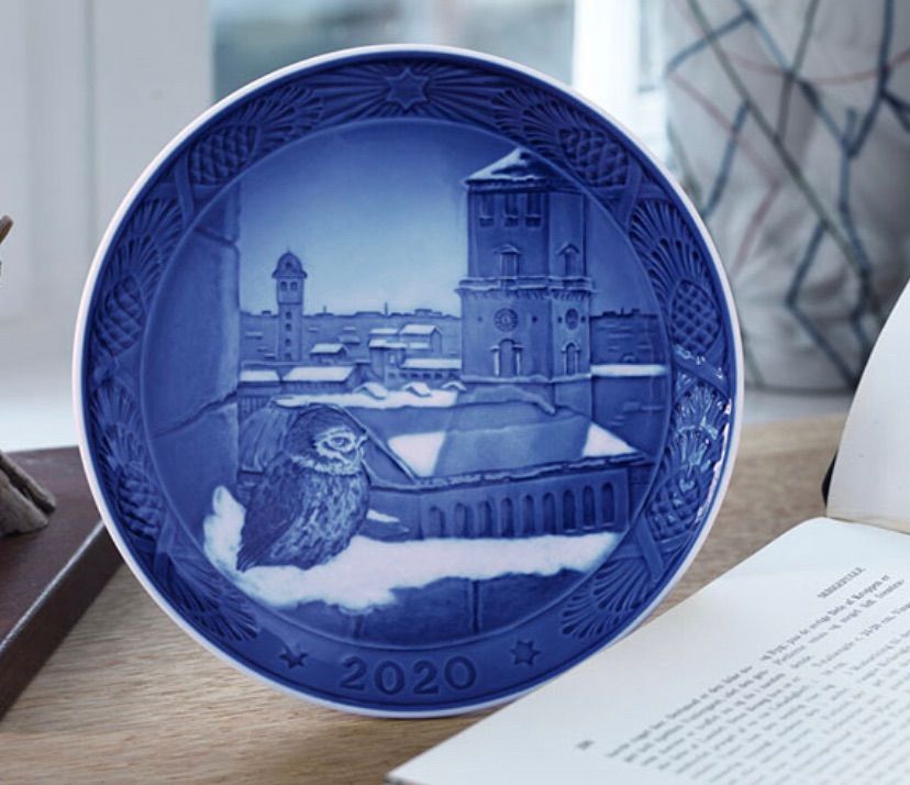 値下げ《新品・50％OFF》ロイヤルコペンイヤープレート2020年版