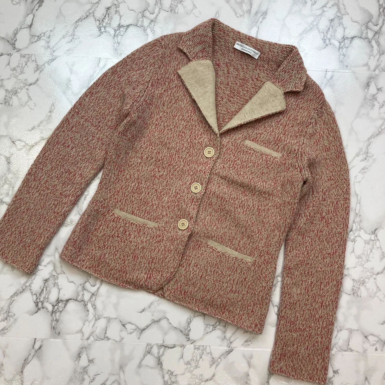 Brunello Cucinelli ブルネロクチネリ カシミヤ ニット ジャケット レッド ベージュ レディース トップス M ブルネロ  PAWNSHOPRiZ パウンショップリズ - メルカリ