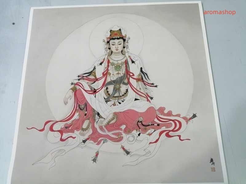 水墨画　掛け軸　観世音大士像 謝陽画　観音　中国　張大千大風堂　カラー　箱付 水墨画 掛け軸 観世音大士像 謝陽画 観音 中国 張大千大風堂