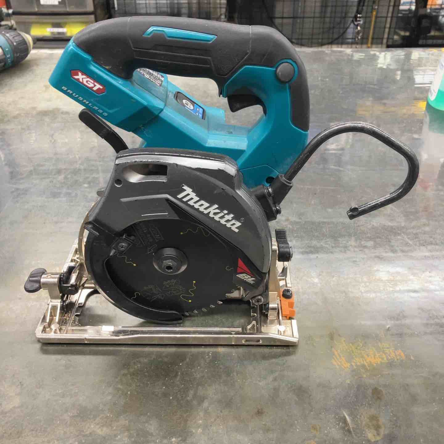 マキタ makita コードレスマルノコ HS007GZ 戸田店