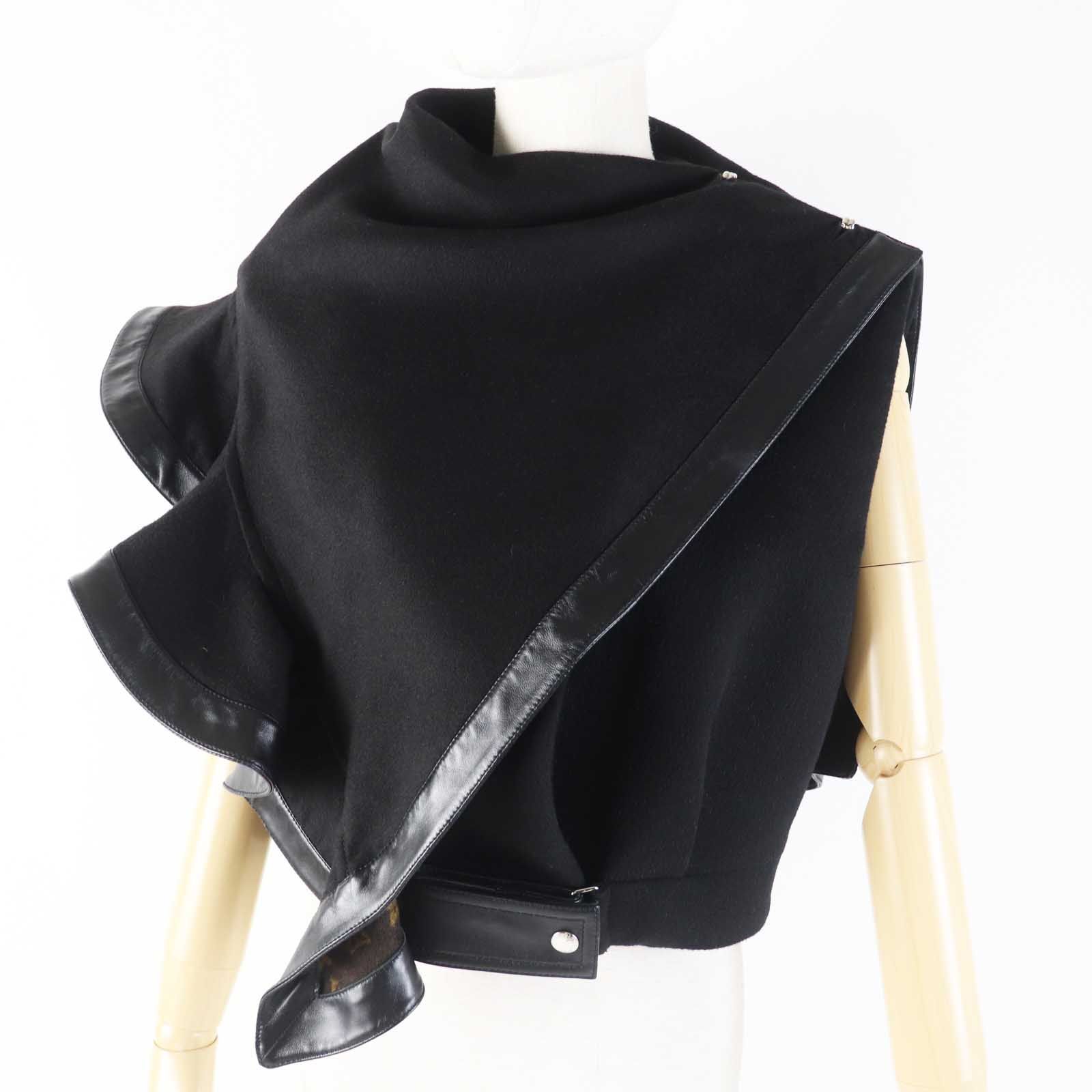 【Louis Vuitton】ルイヴィトン 黒 カシミヤ ポンチョ LOUIS VUITTON ルイヴィトン poncho Hooded cape cashmere