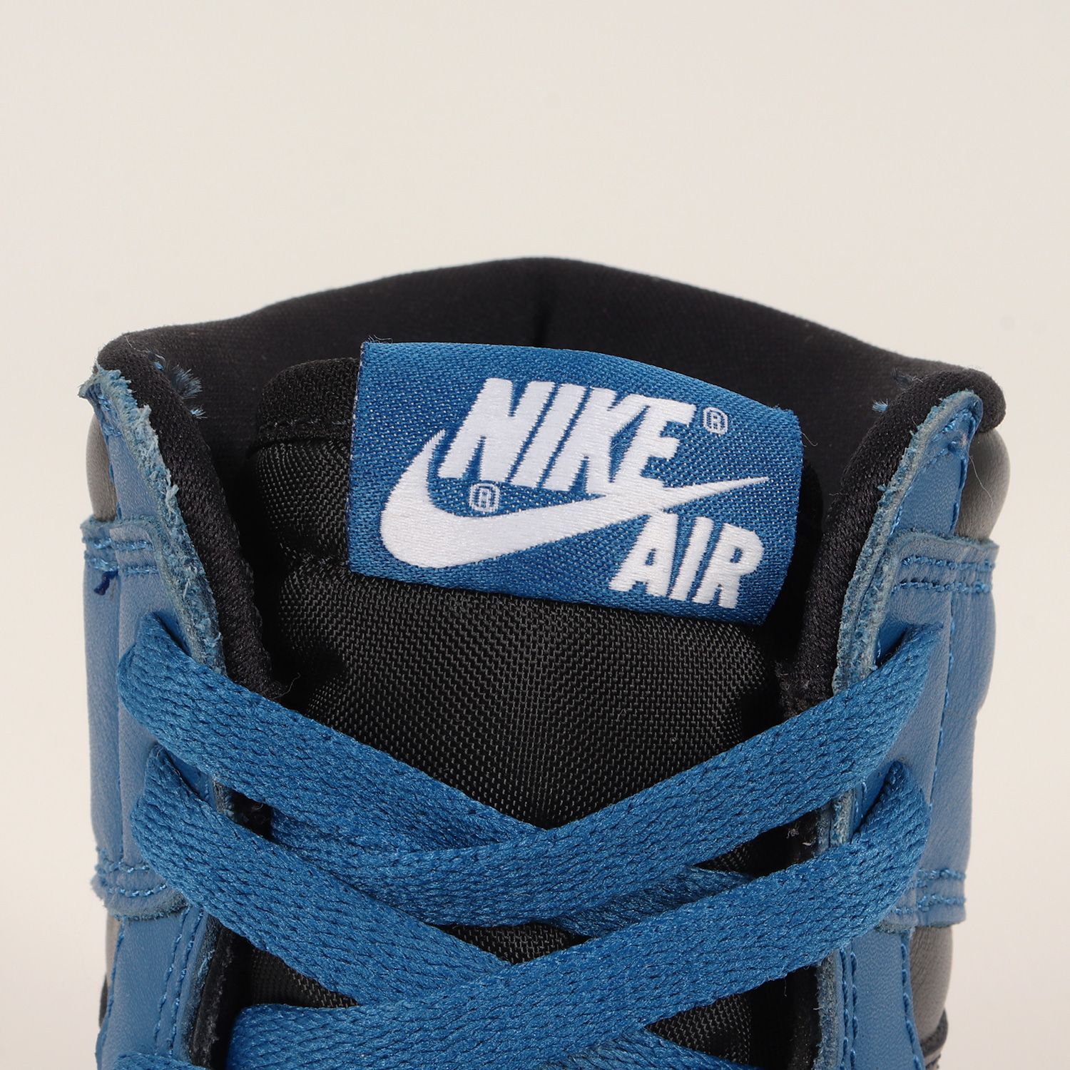 NIKE ナイキ AIR JORDAN 1 RETRO OG DARK MARINA BLUE (555088-404