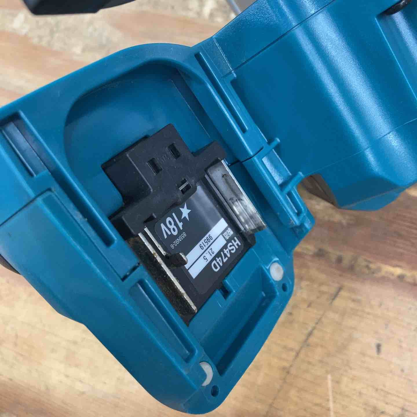 18V