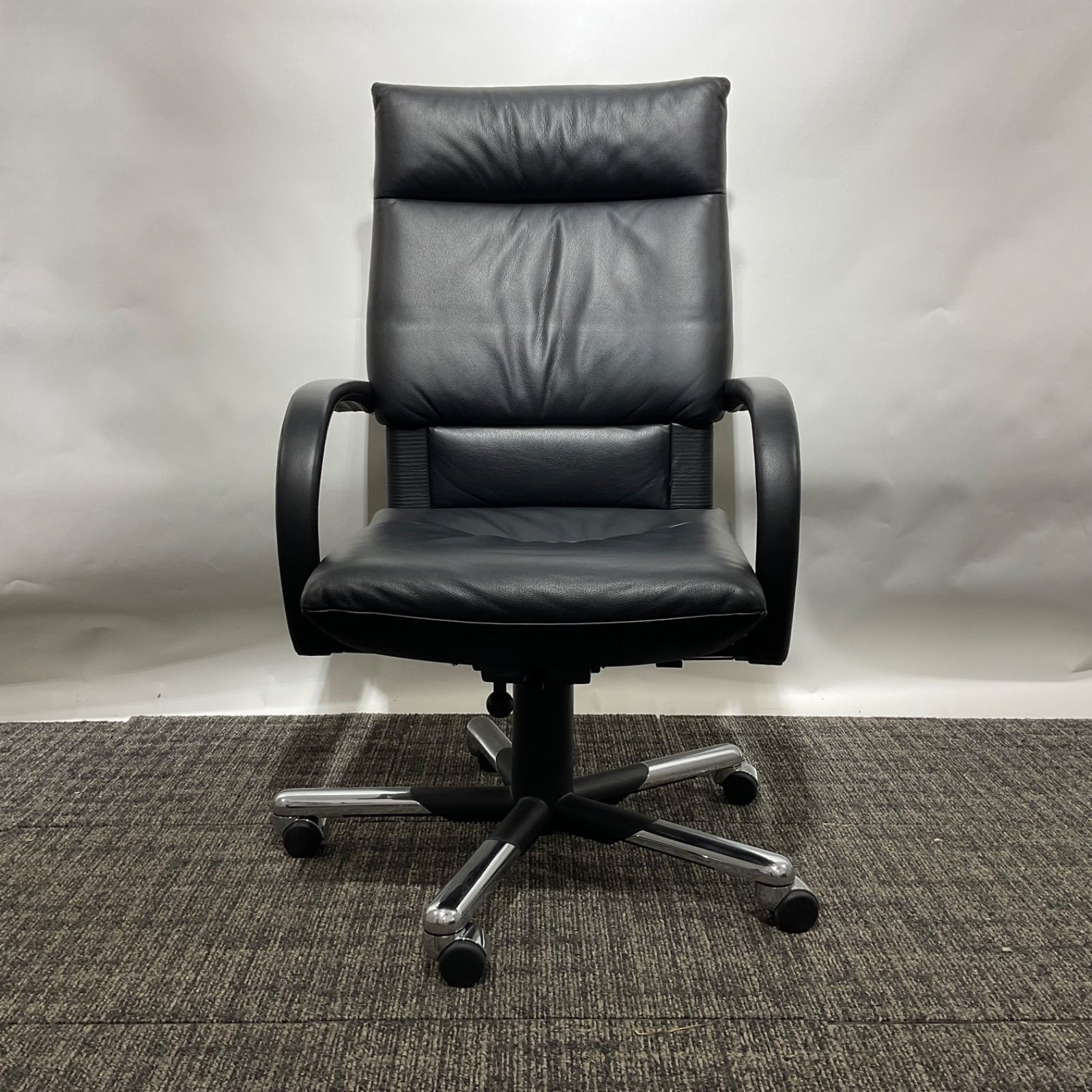 Vitra ヴィトラ Figra フィグラ 動作良好!! 清掃済み