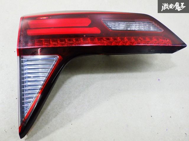 ヴェゼル RU1 後期 純正テ－ルライト 左 KOITO 132-62164 (48-49