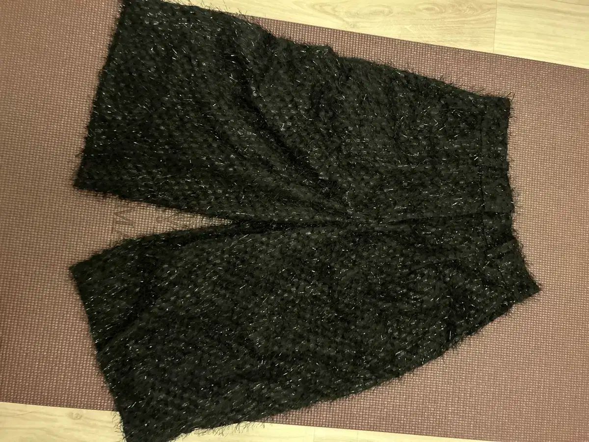 COS ブラック ハーフパンツ 32 44 55