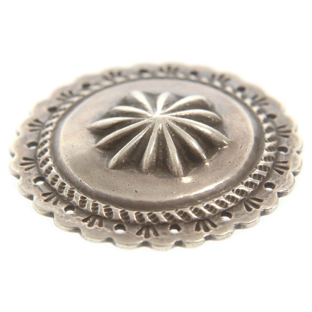 正規品 goro's シルバー SV フラワー コンチョ goro's (ゴローズ) SVフラワーコンチョ シルバー - メルカリ