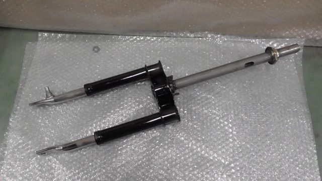 JOGアプリオ 4JP-7319xxx の フロントフォーク 1758242986