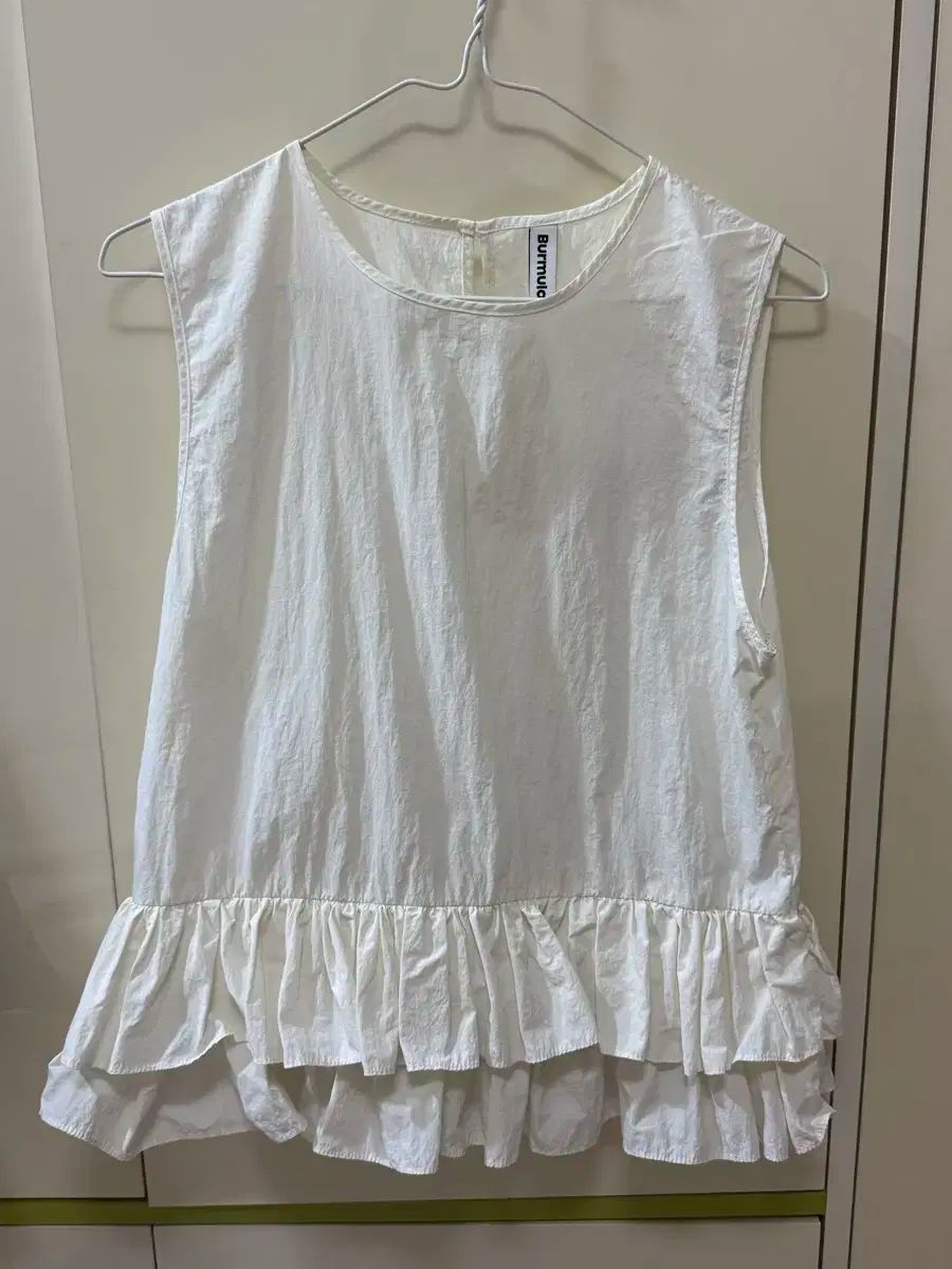 ダブルフリルスリーブレス