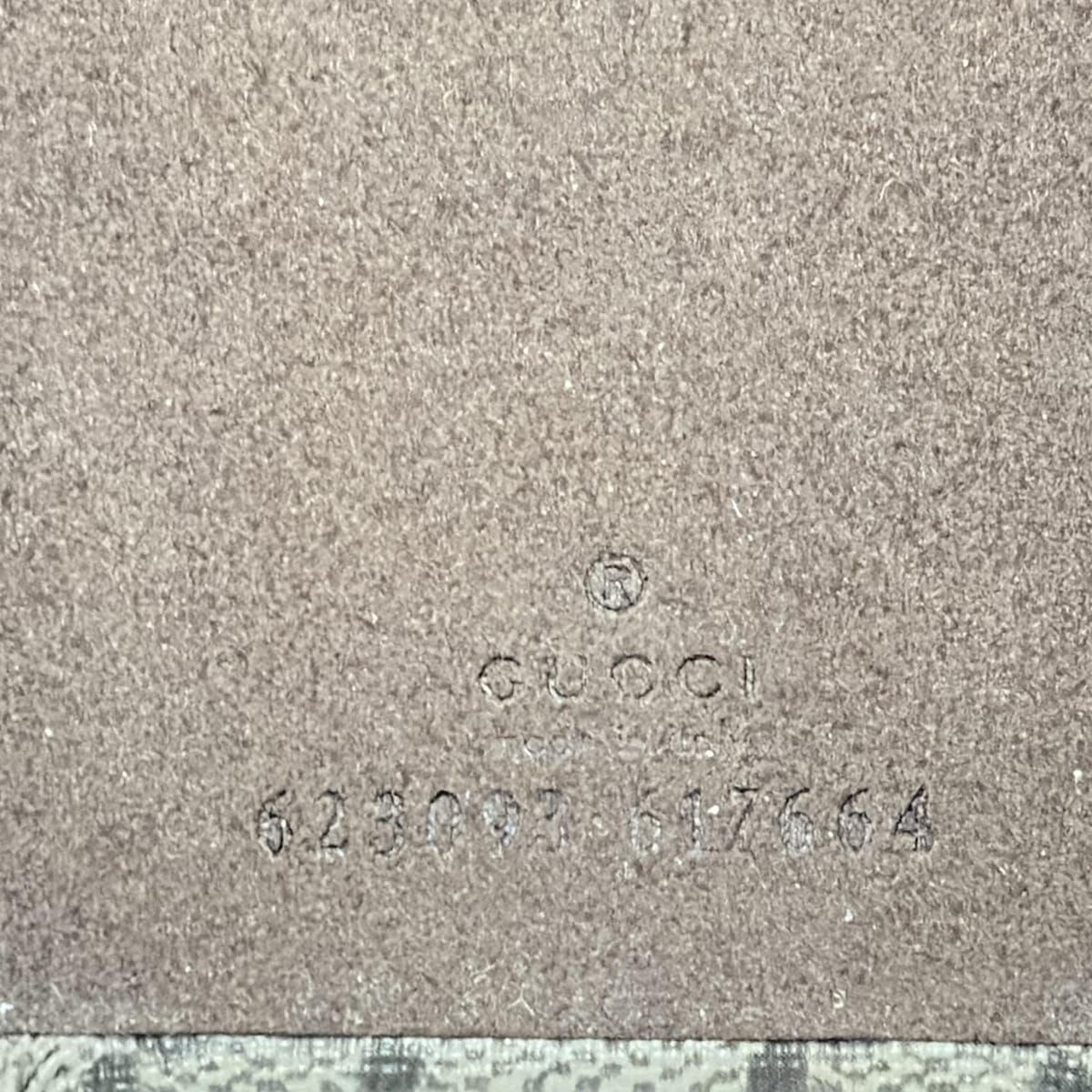 GUCCI グッチ
