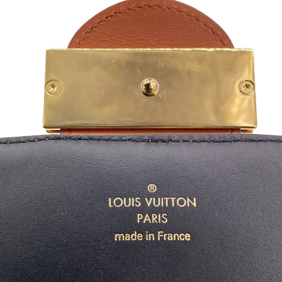 中古】 LOUIS VUITTON ルイ・ヴィトン M46645 ポルトフォイユサラ  
