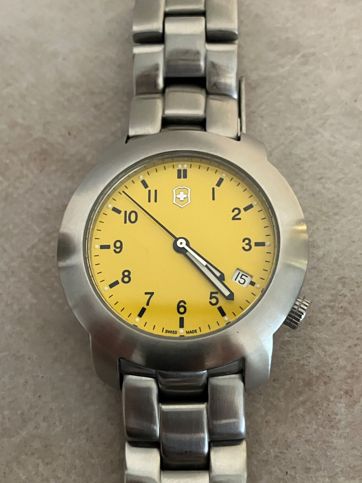 稼働 VICTORINOX ビクトリノックス V7-00 Basic QZ 腕時計