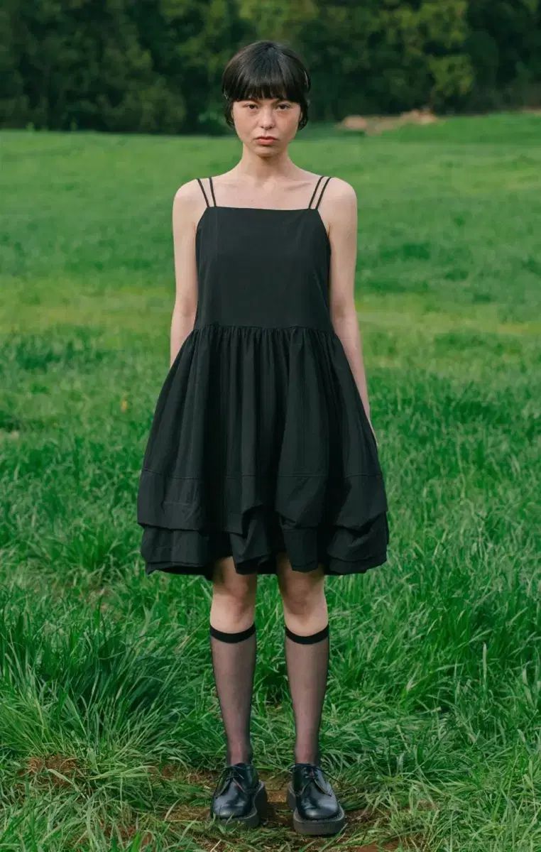 おへしお BALLOON STRAP DRESS BLACK