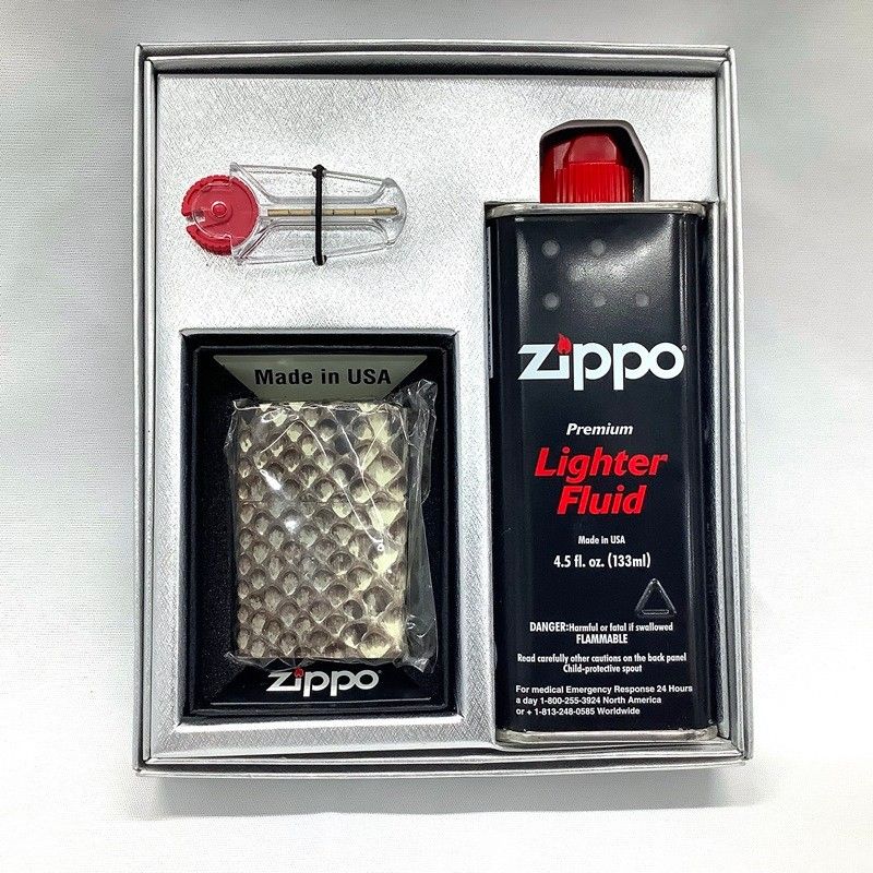 ジッポ ZIPPO パイソン柄 箱あり オイル 石付き 未使用品 新品【中古】MK-3