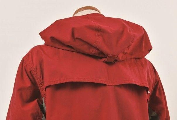 【53％引】ロッソ ROJ-86 レッドグレージュ（LL）マウンテンパーカー春夏 53％引】ロッソ ROJ-86（レッドグレージュ）S・M・L・LLサイズ