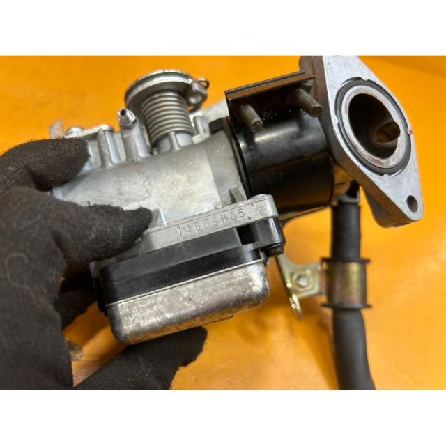 MF08-100 スロットルボディ