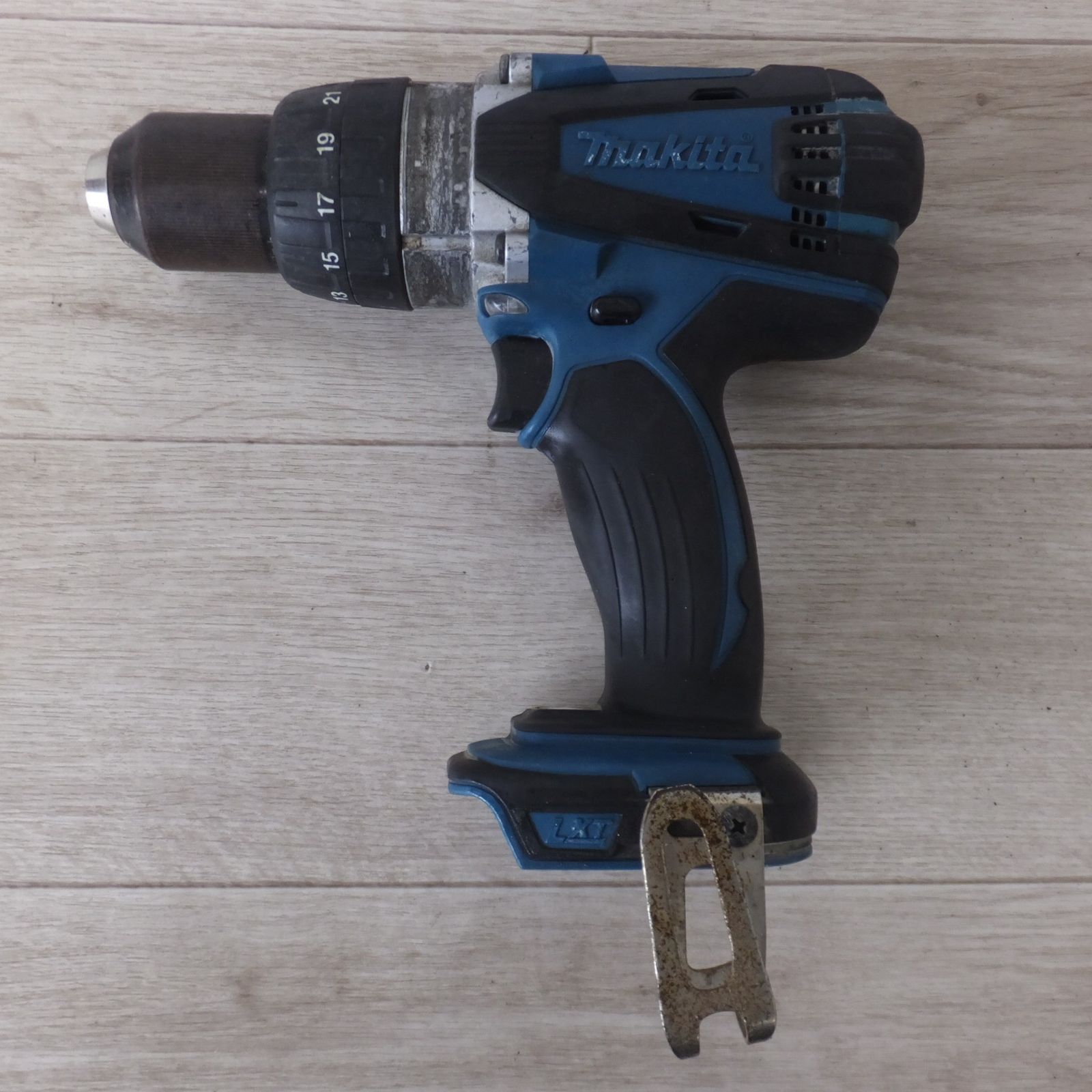 マキタ makita 充電式電動ドライバドリル HP458D 18V 本体のみ