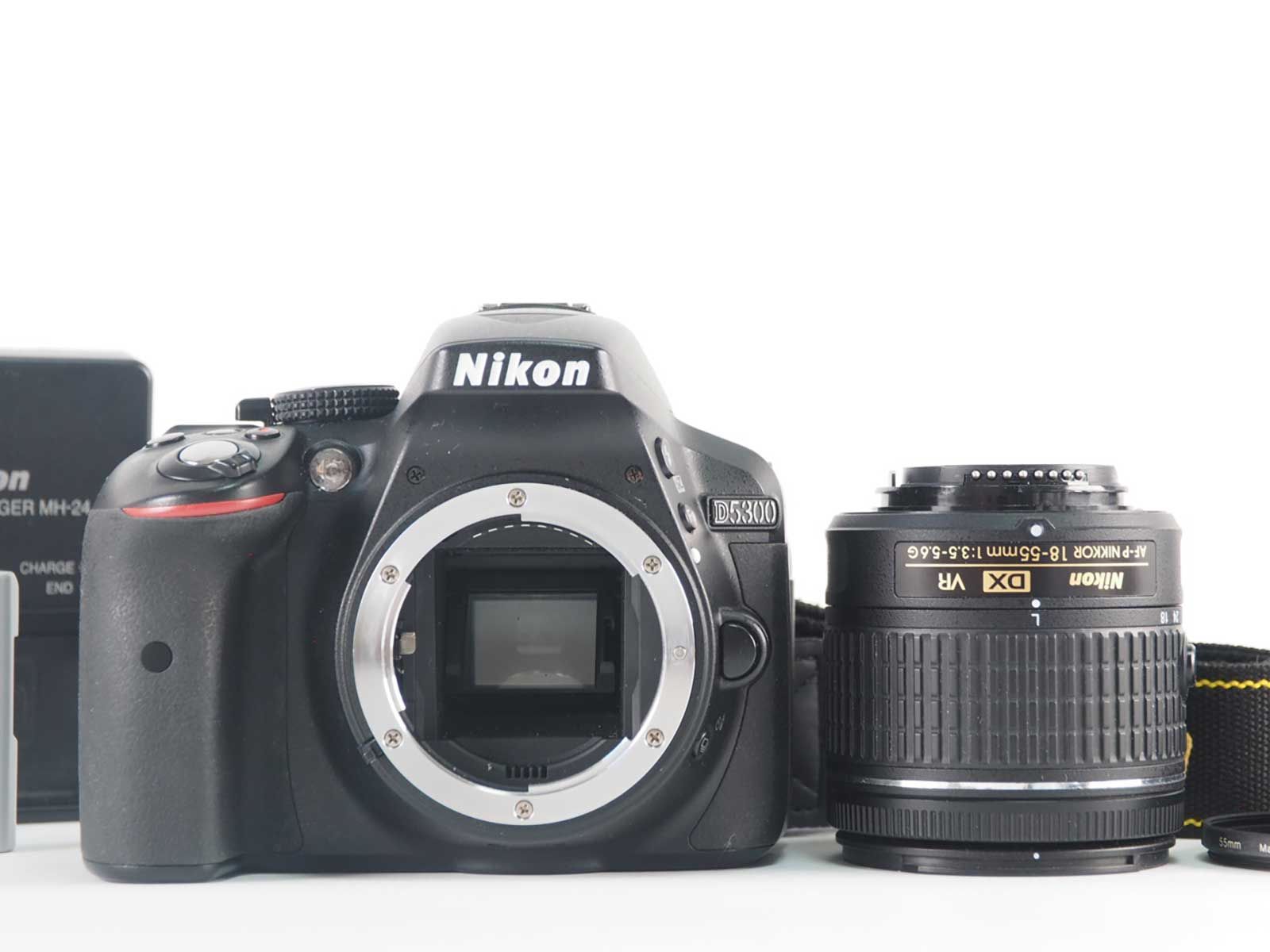 NikonD5300 美品 ニコン Nikon D5300 24.2MP Digital Camera AF-S 18-55mm G
