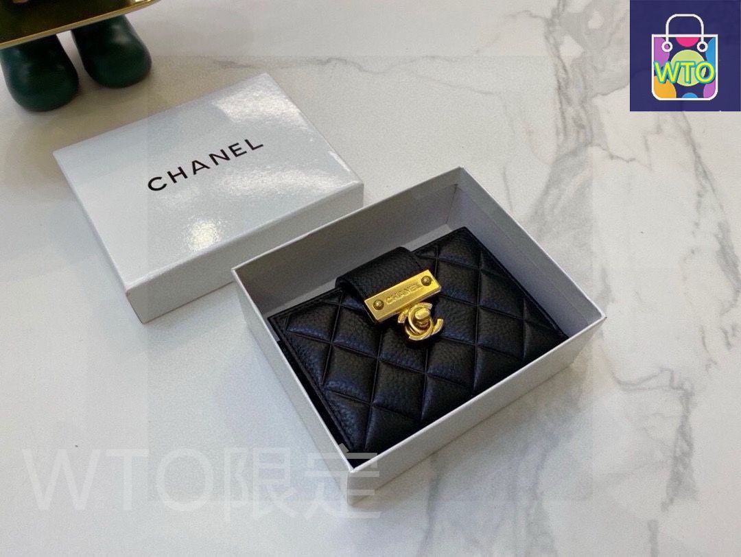 ゴールド（金色）系 CHANEL(シャネル) フラットシューズ
