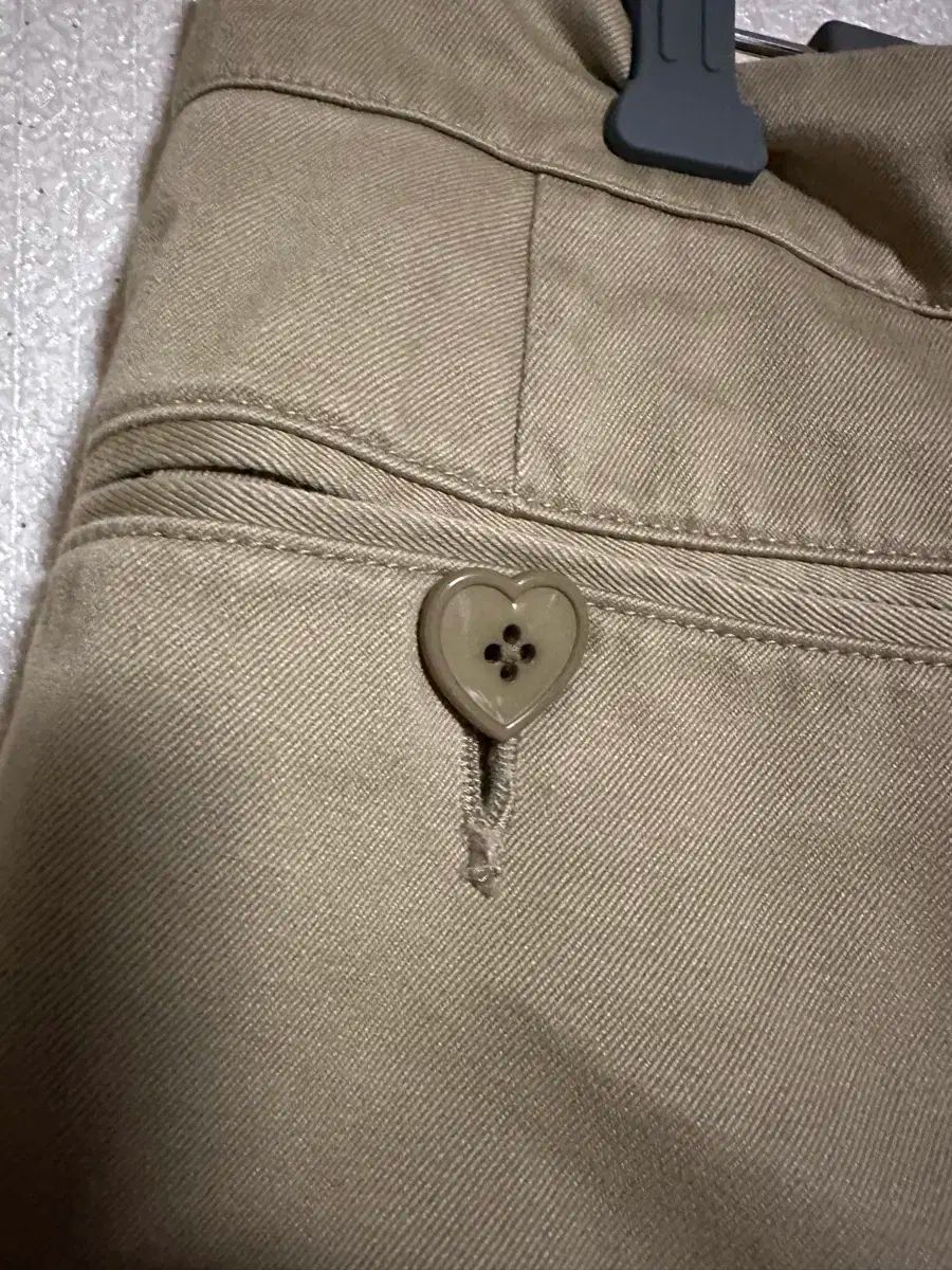  HUMAN MADE ヒューマンメイド チノ パンツ ベージュ チノパン パンツ