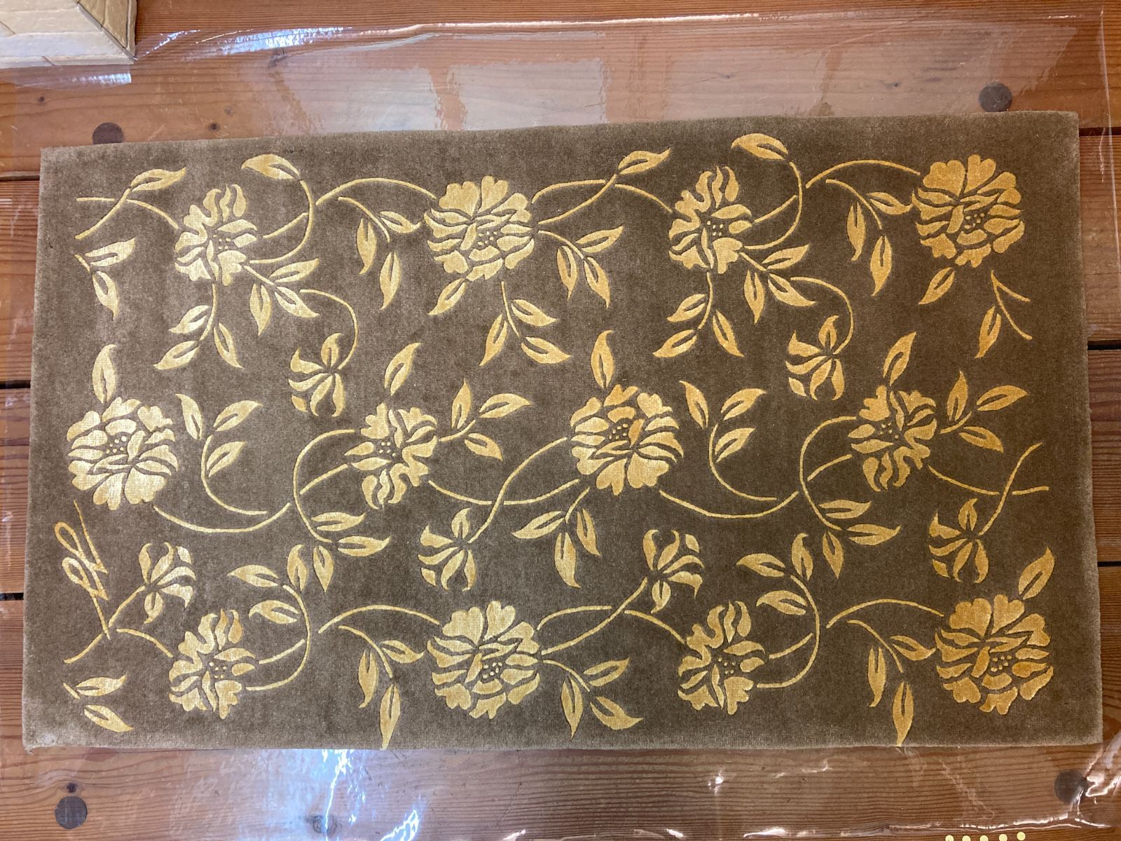 新品　チベットヤクの骨製　雕刻 置物 超希少　2個セット格安出品　送料無料 新品 チベットヤクの骨製 雕刻 置物 超希少 2個セット格安出品