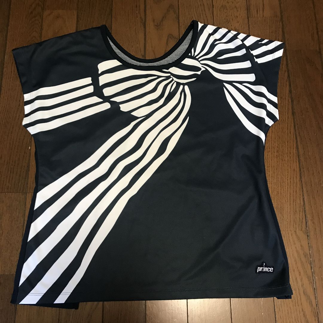 Princeプリンス♡【美品】ベロアのジャケット&スコートのセットアップ