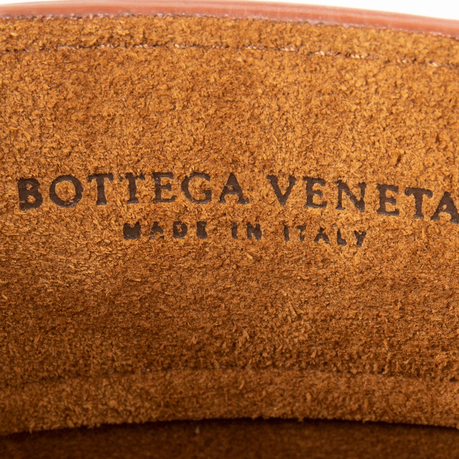 ボッテガヴェネタスリップトートオレンジマキシイントレチャートレザーA
