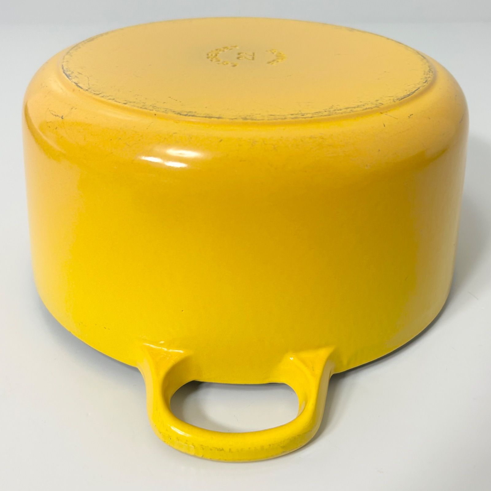LE CREUSET 鋳鉄 両手鍋 イエロー 22cm