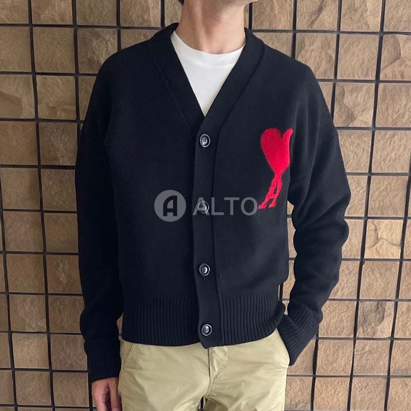 ☆2024秋冬入荷☆ AMI PARIS アミ パリス BFUKC002 Vネック