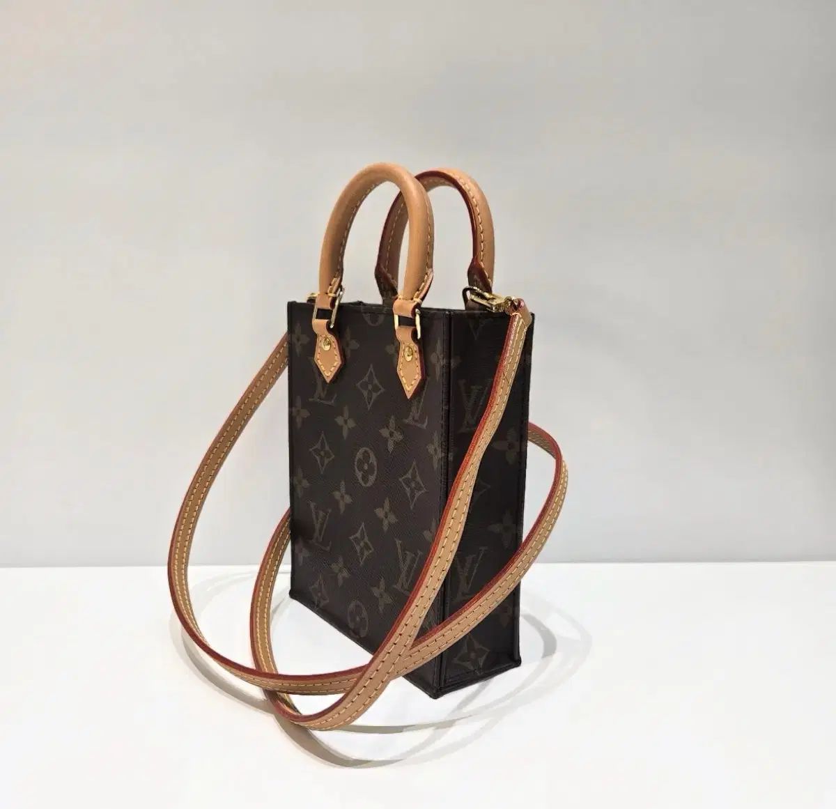 ルイヴィトン M69442