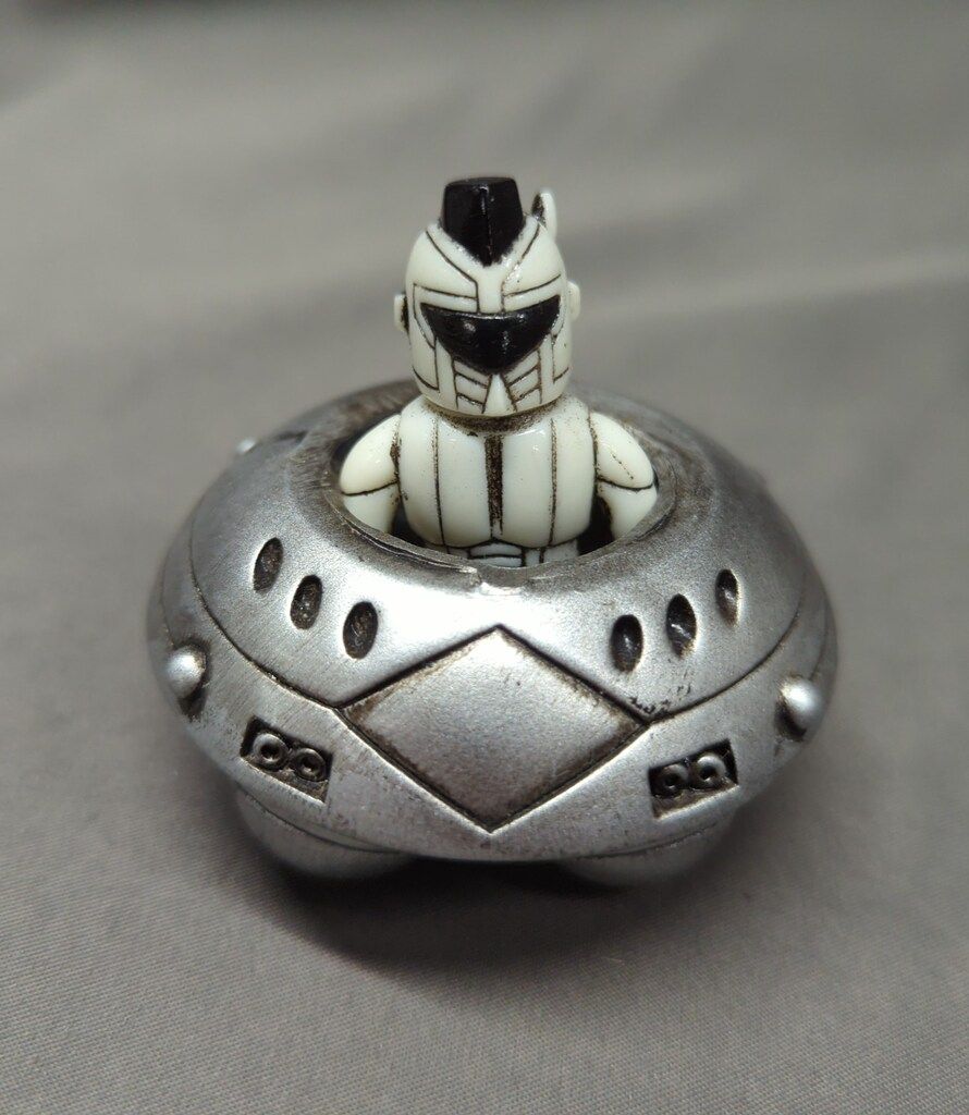 リアルヘッド　マゴトルーパー＆ソリャソーサー REALHEAD マゴトルーパー 白 ＆ソリャソーサー 銀/黒拭 - メルカリ