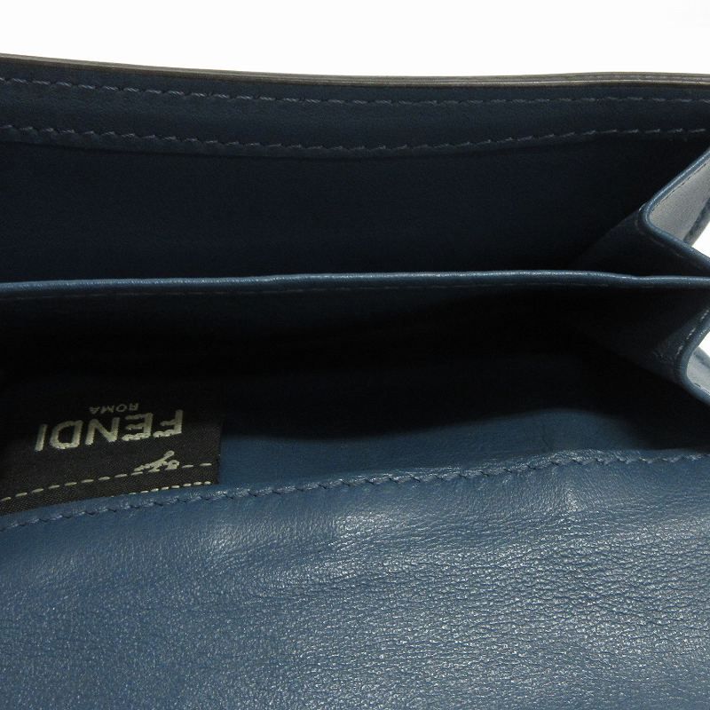 【未使用】FENDI ピーカブー　二つ折り財布　ターンロック フェンディ FENDI ピーカブー ターンロック 二つ折り財布